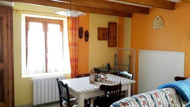 Gite Chez Charlot Chanaz Exteriör bild