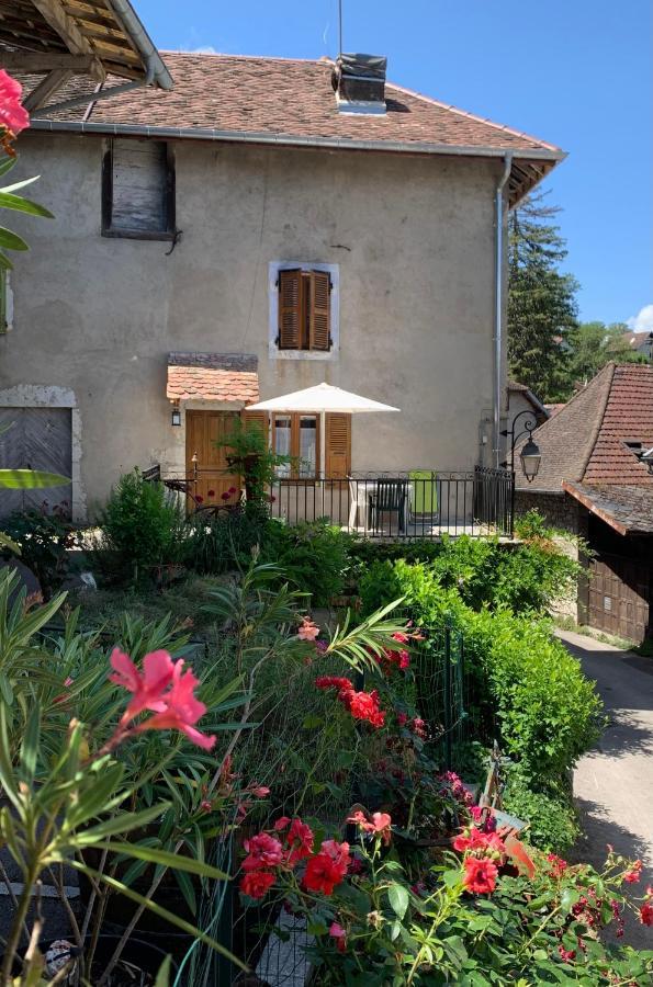 Gite Chez Charlot Chanaz Exteriör bild